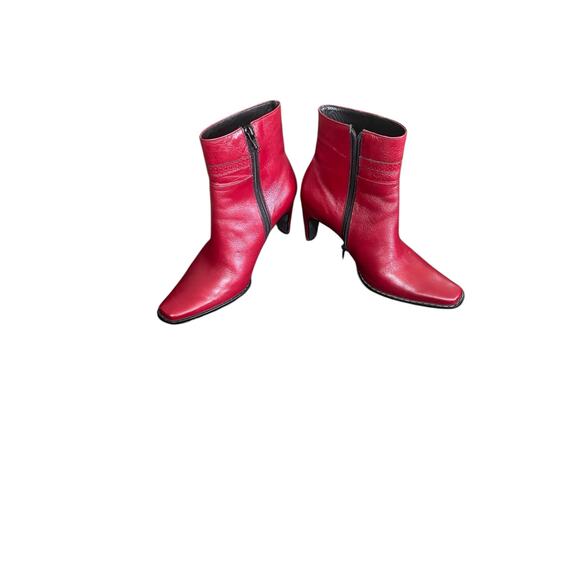 Stylish Ankle Boots Wine Color 6 1/2, 3" Block Heel - Picture 4 of 7